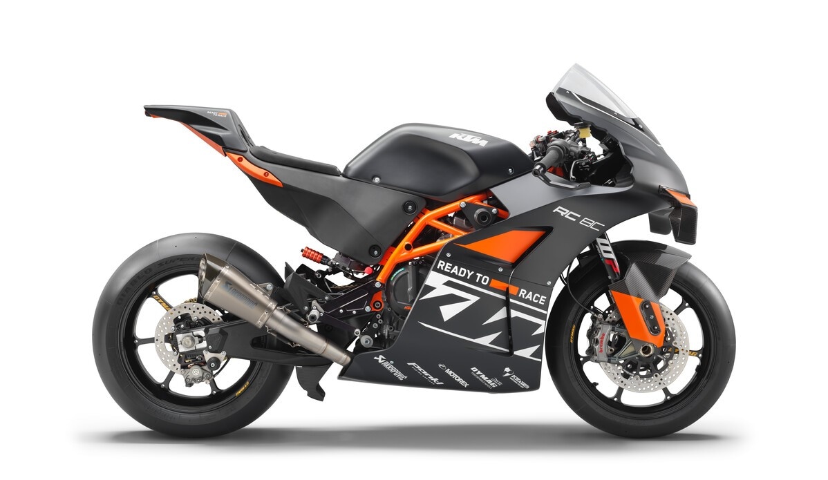 KTM RC 8C 2023: SOLD OUT in 2 minuti e 38 secondi!